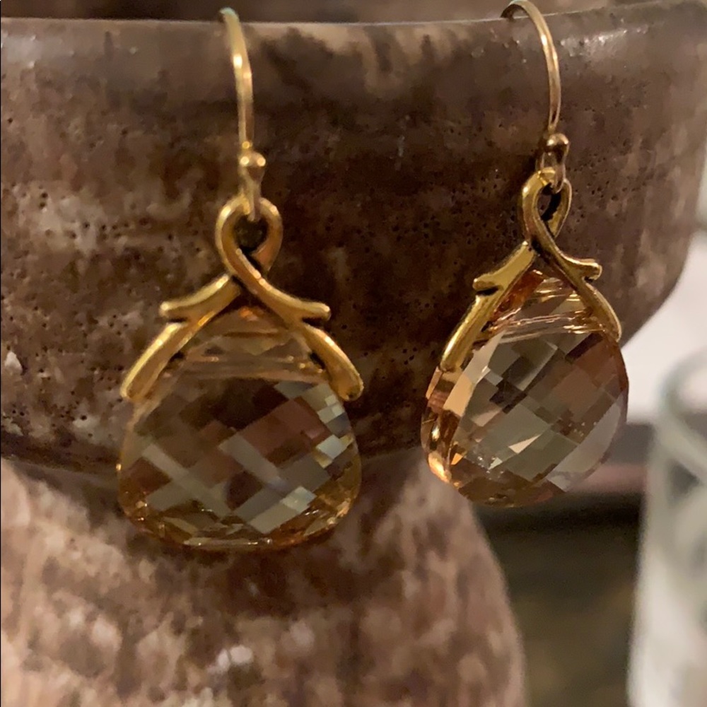 Earrings - Picture 3 of 3